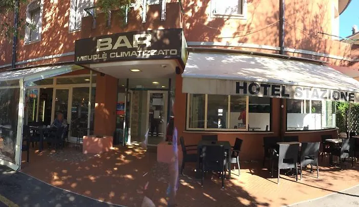 Szálloda Stazione Cattolica